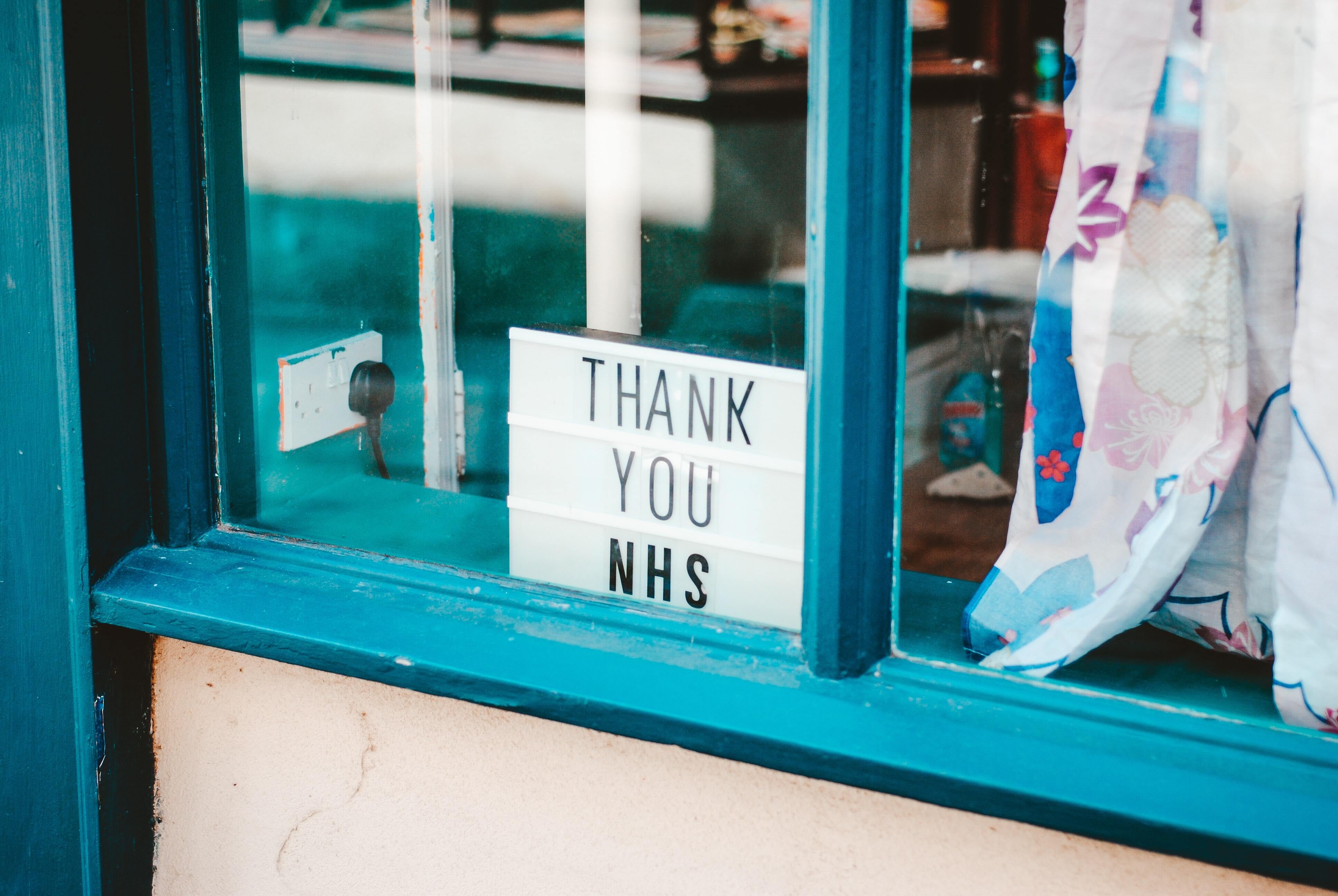 Window sign that says 'Thank you NHS'