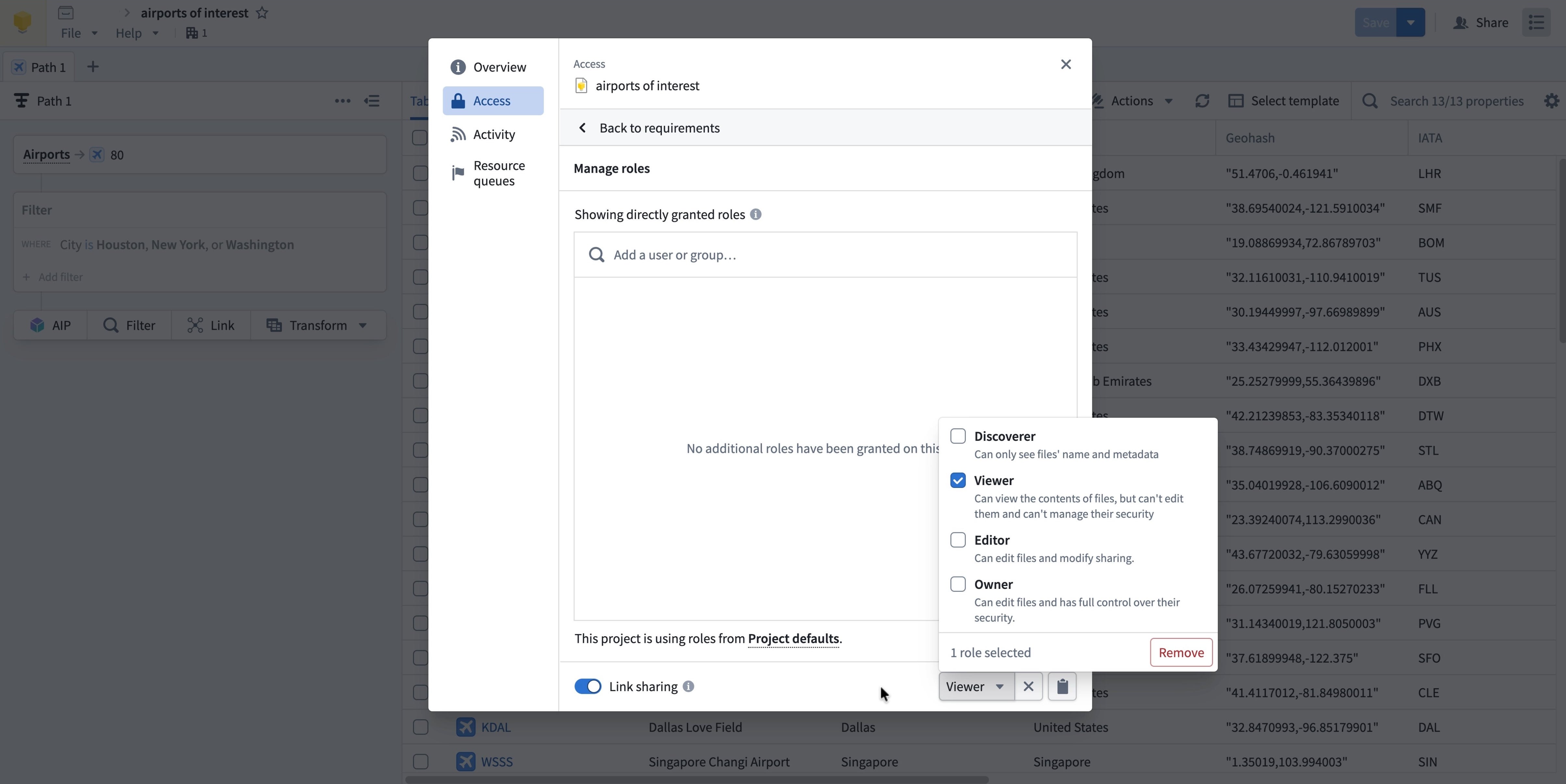 Choose the access role for link-sharing users.